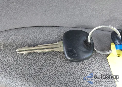 2017 Hyundai Elantra Se z USA, uszkodzony, nr VIN 5NPD74LF6HH179549